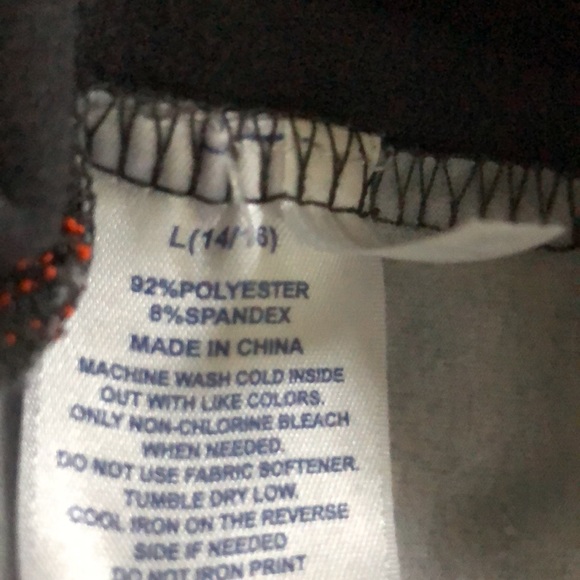 1/4 zip ASICS Hoody. - Picture 3 of 4